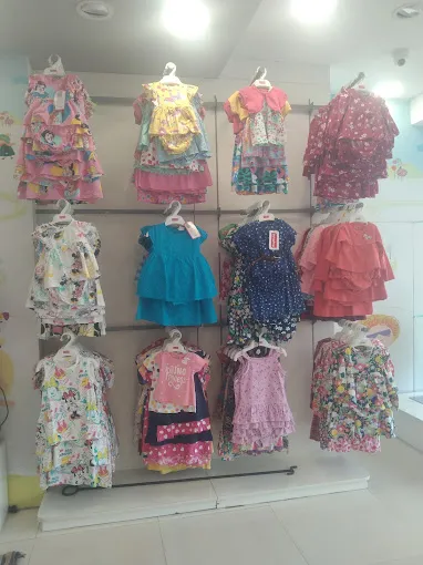 Babyhug Store - Nelson Manickam Road